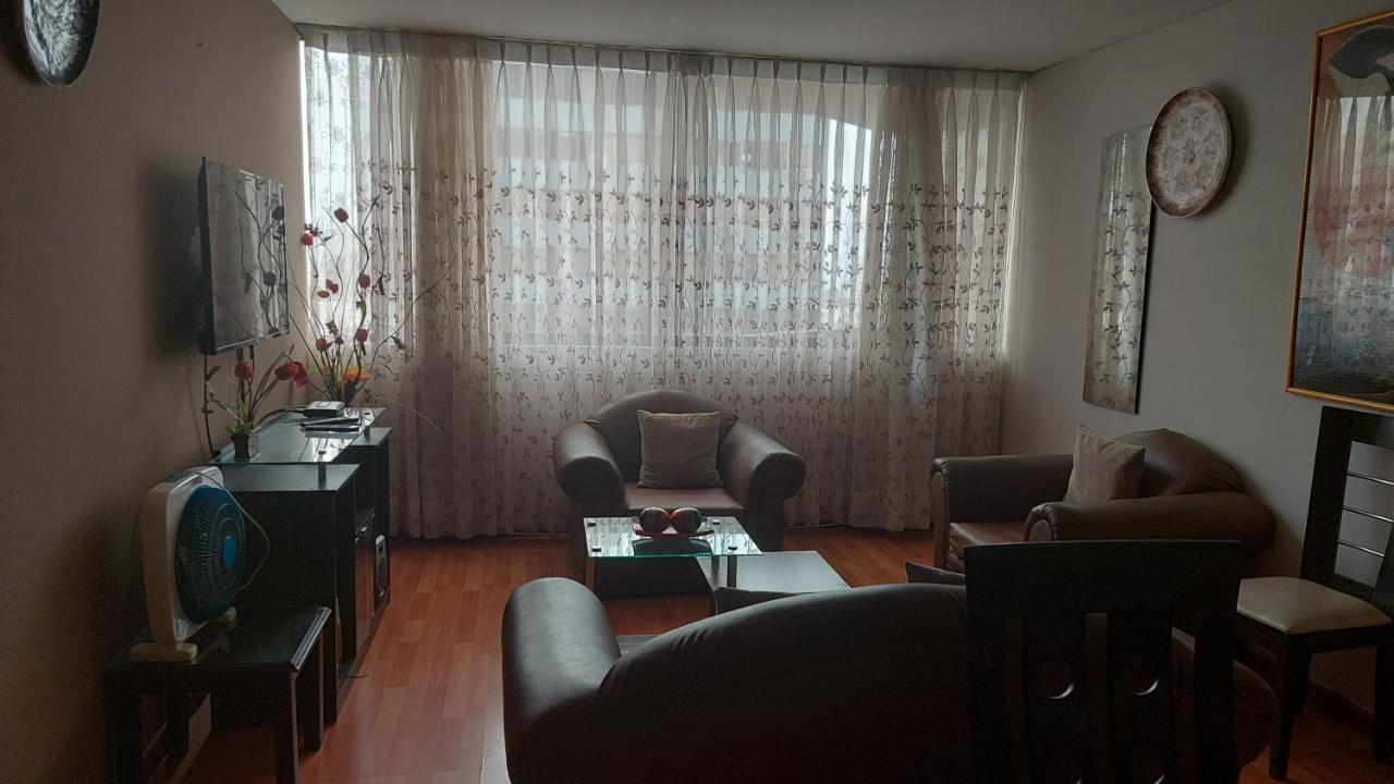Departamento Temporal Pardo Apartment Lima Bagian luar foto